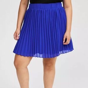EUC 1X Torrid Mini Chiffon High Waist Pleated Skirt